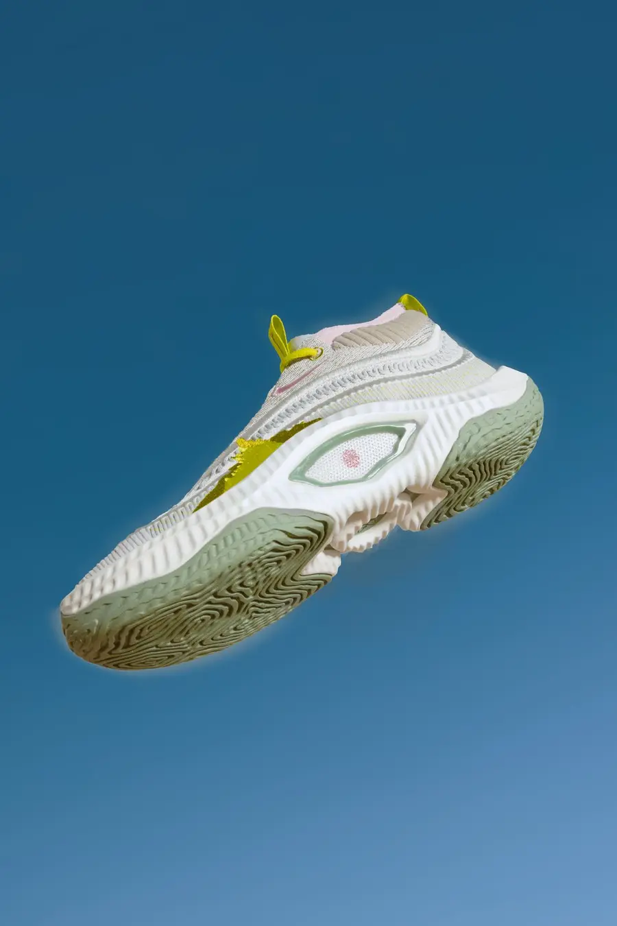 Nike Cosmic Unity 3 still